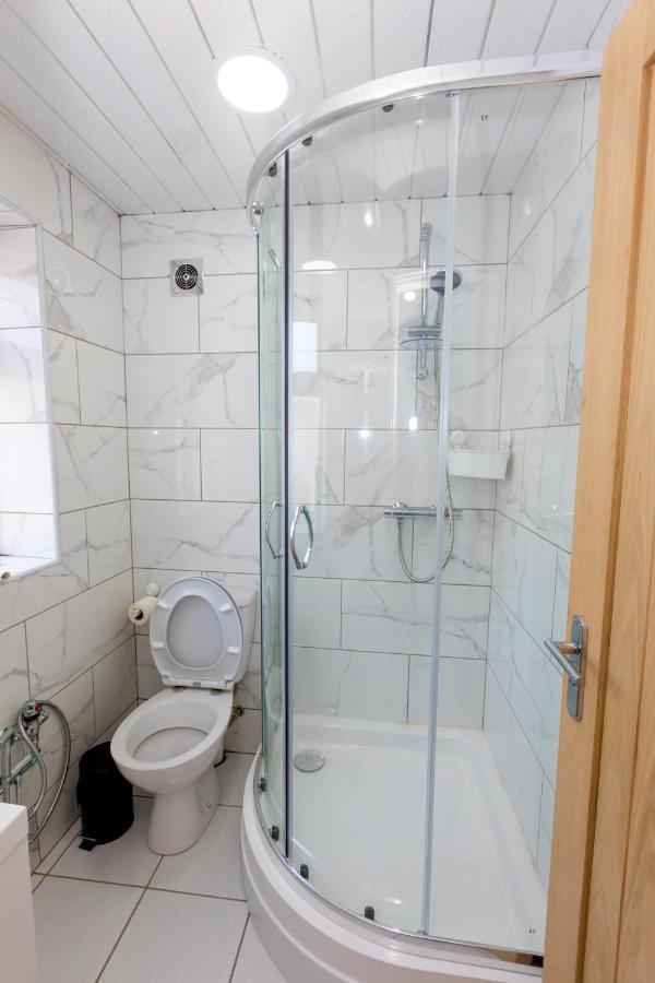 Comfortable Stay In Shirley, Solihull - Room-2 Экстерьер фото